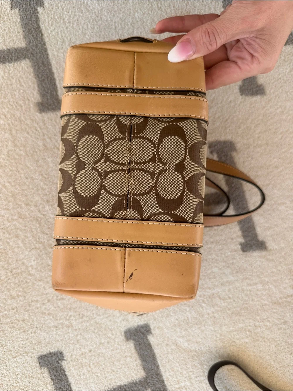 Coach Brown Signature Canvas Shoulder Bag with Tan Trim 2002 Hampton Coach tote
